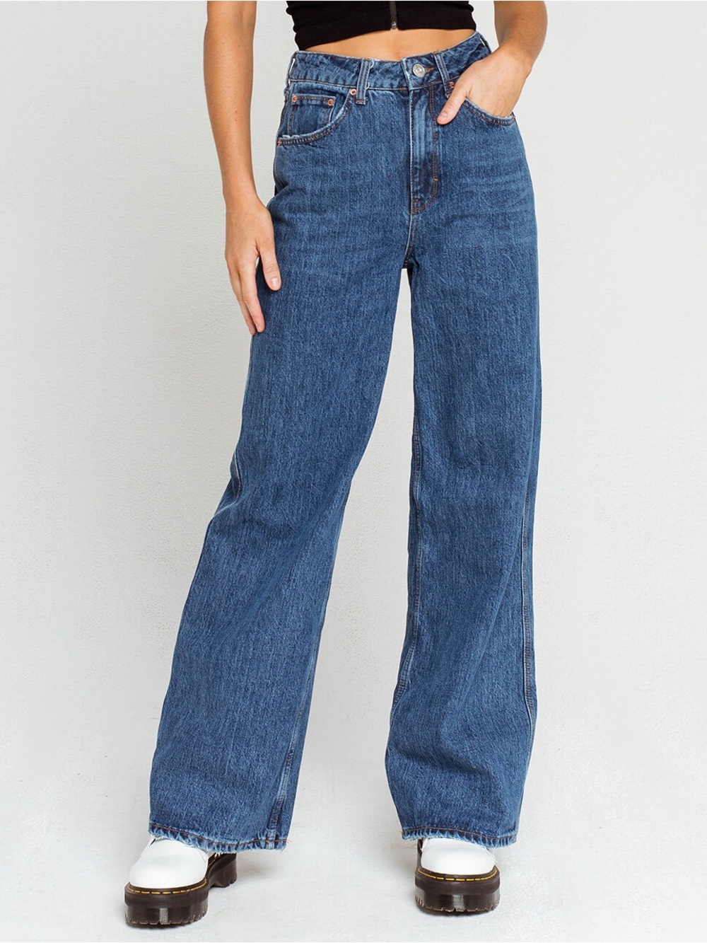 NWT BDG Urban Outfitters Puddle Jeans Ultra Wide Leg Denim Blue